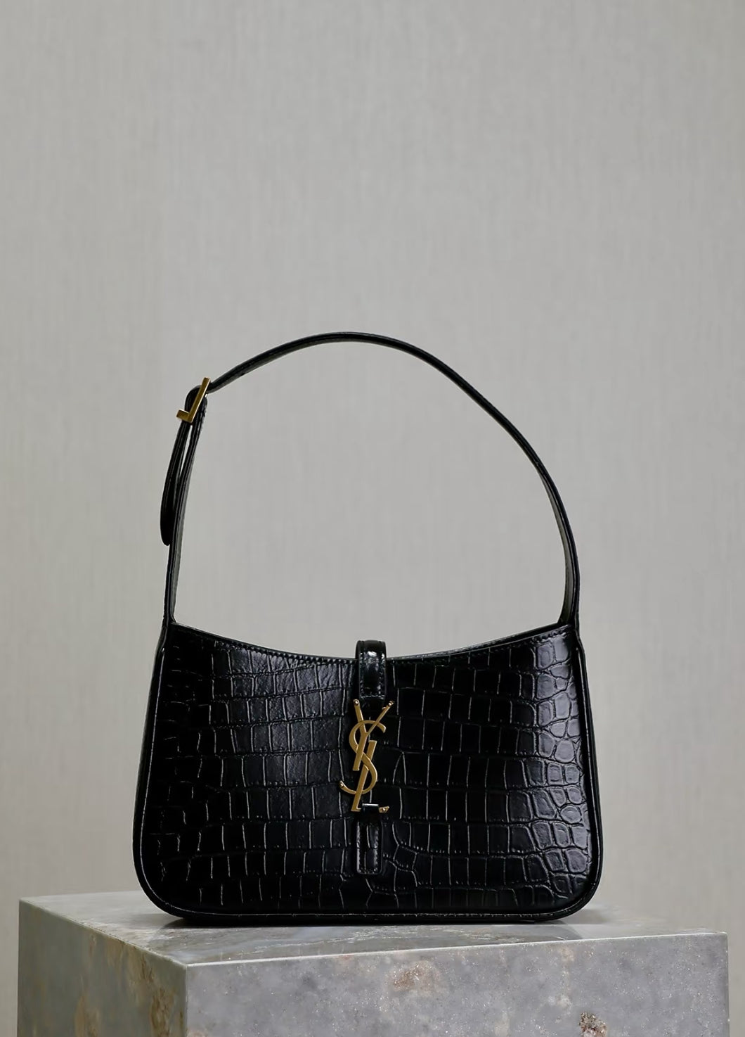 Ysl Hobo LE5A7 Medium