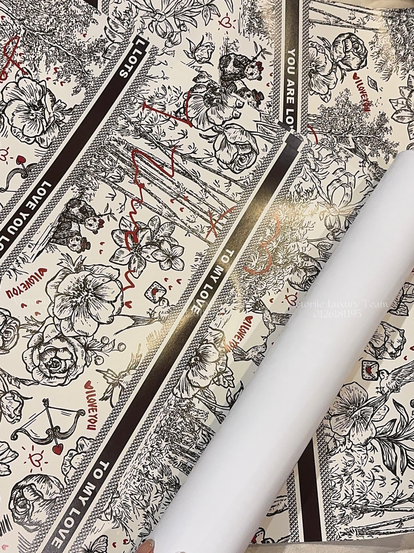 Gift Paper “ 𝒀𝒐𝒖 𝒂𝒓𝒆 𝑳𝒐𝒗𝒆𝒅 “