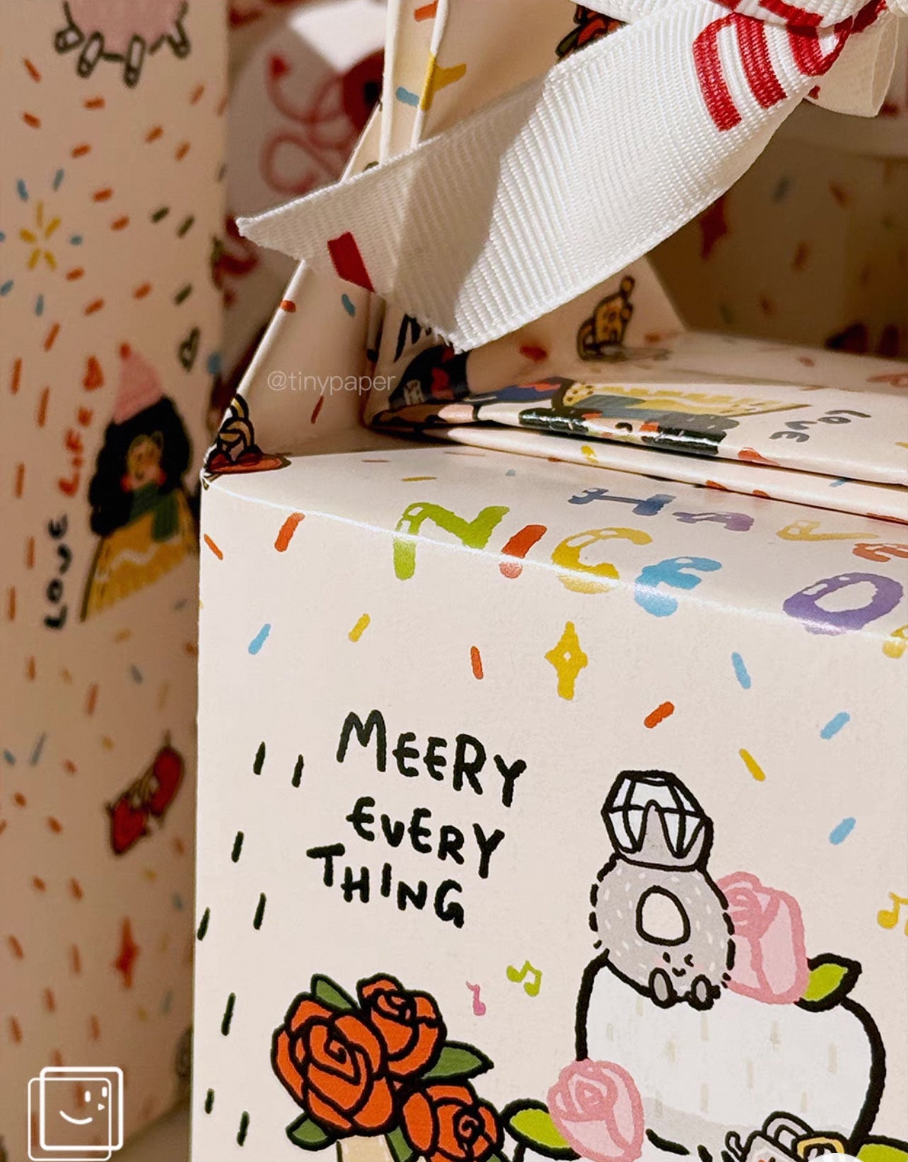 Gift Paper “ 𝑪𝒖𝒕𝒆 𝑱𝒆𝒍𝒍𝒚 𝑩𝒆𝒂𝒓 ”
