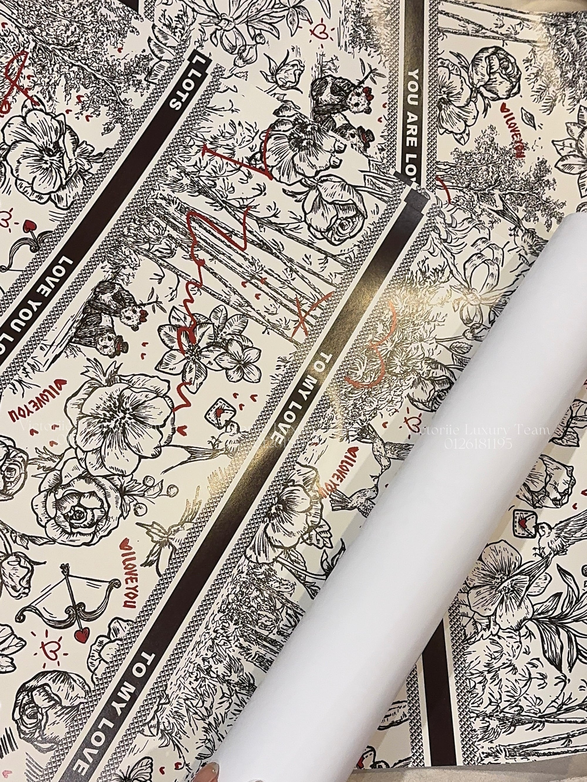 Gift Paper “ 𝒀𝒐𝒖 𝒂𝒓𝒆 𝑳𝒐𝒗𝒆𝒅 “