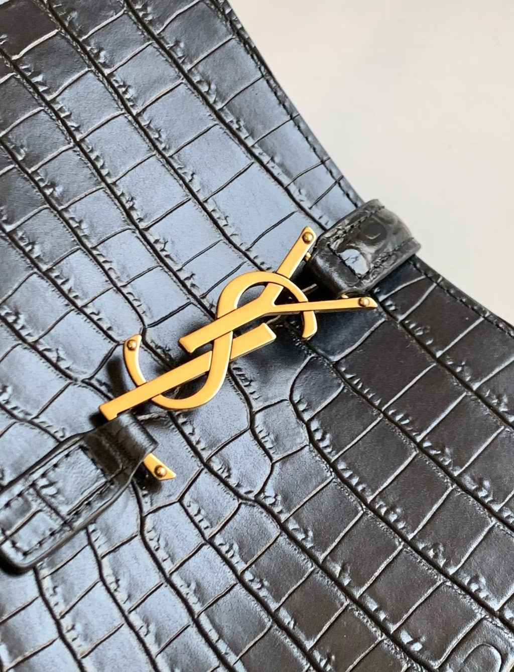 Ysl Hobo LE5A7 Medium